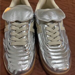 Women's Silver Athletic Shoes
